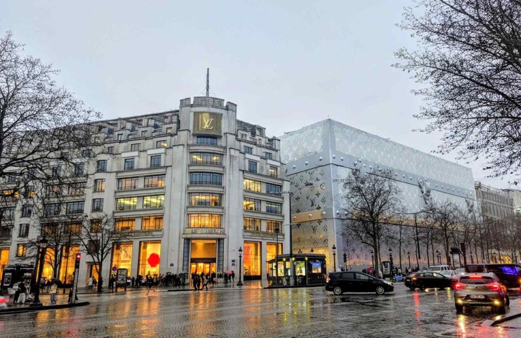 Louis Vuitton Maison Champs Élysées