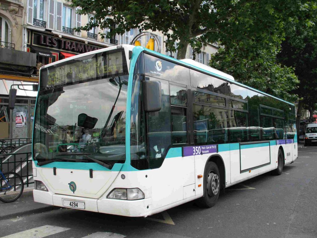 Bus 350