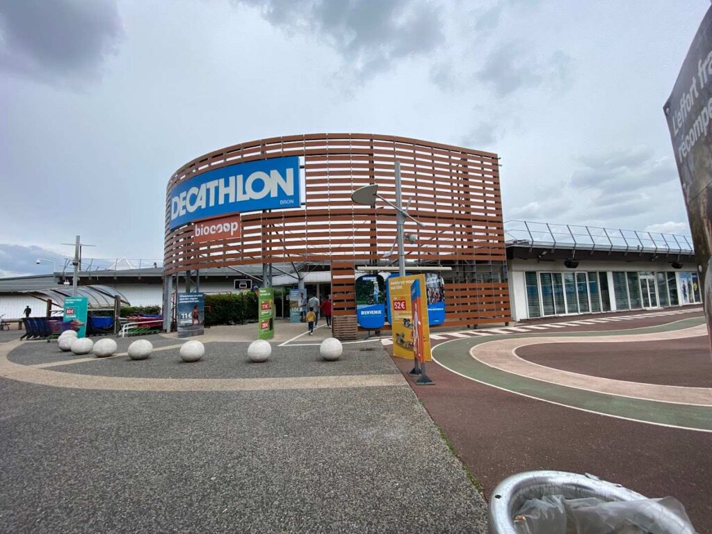 Decathlon Lyon Bron Saint Exupéry