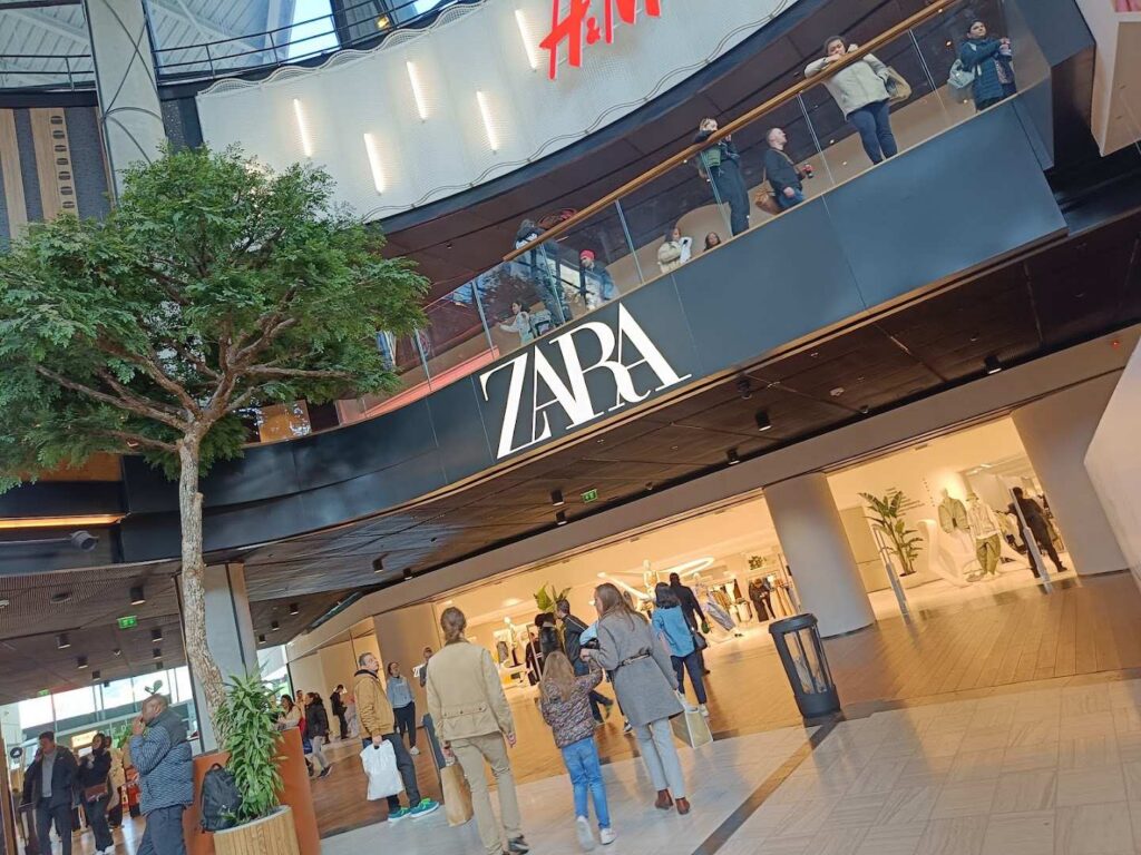 Zara Les 4 Temps Westfield