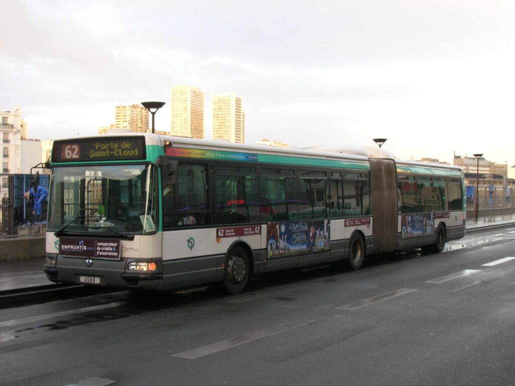 Bus 62 By Ratp