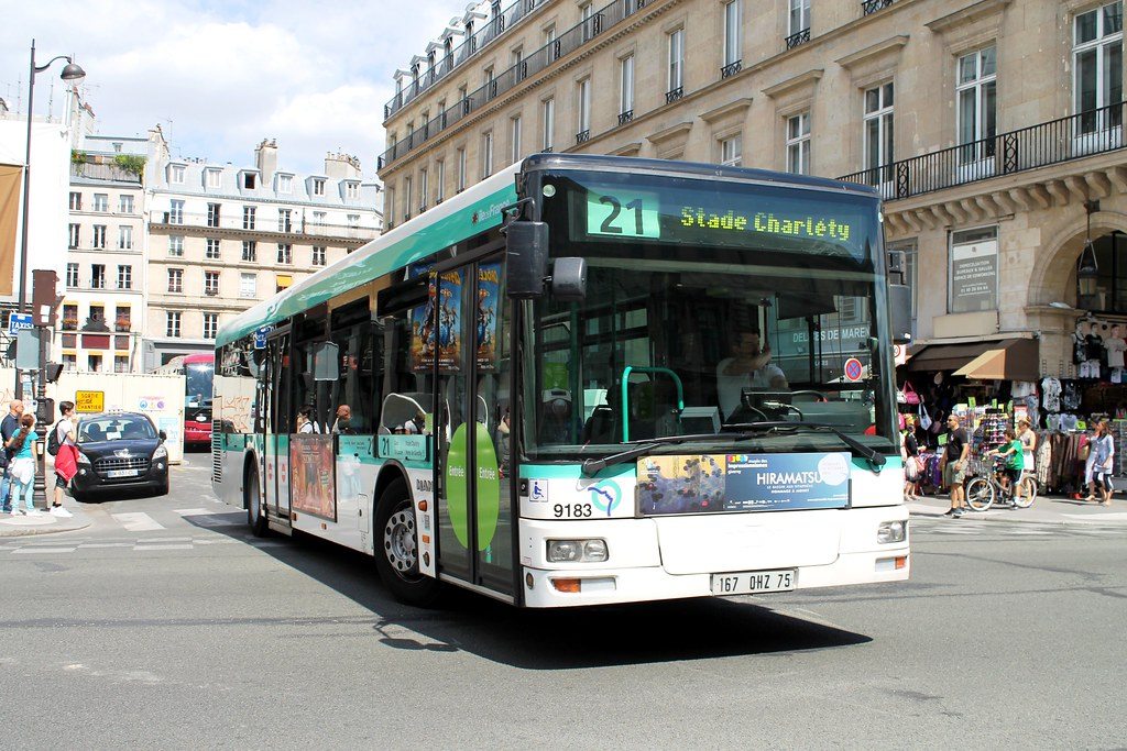Bus 21 By Ratp