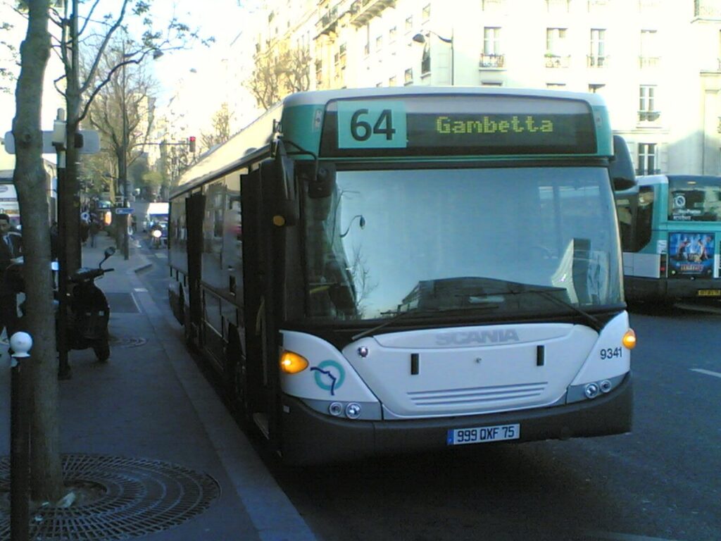 Bus 64 By Ratp