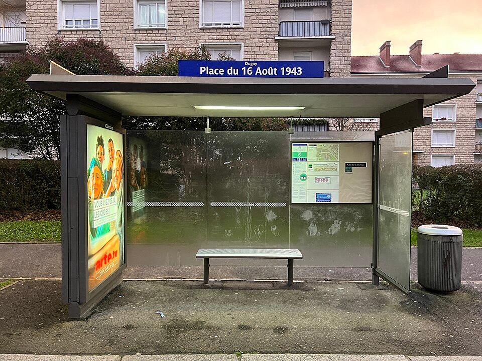 Dugny – Place Valérie André