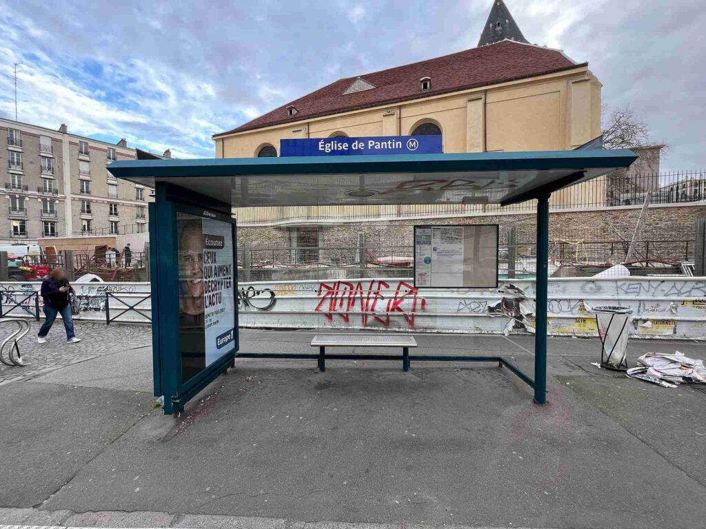 Église De Pantin – Métro