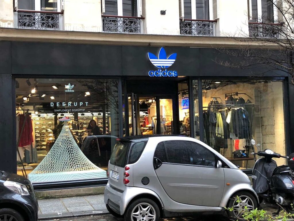 Adidas Le Marais (rue Des Rosiers)