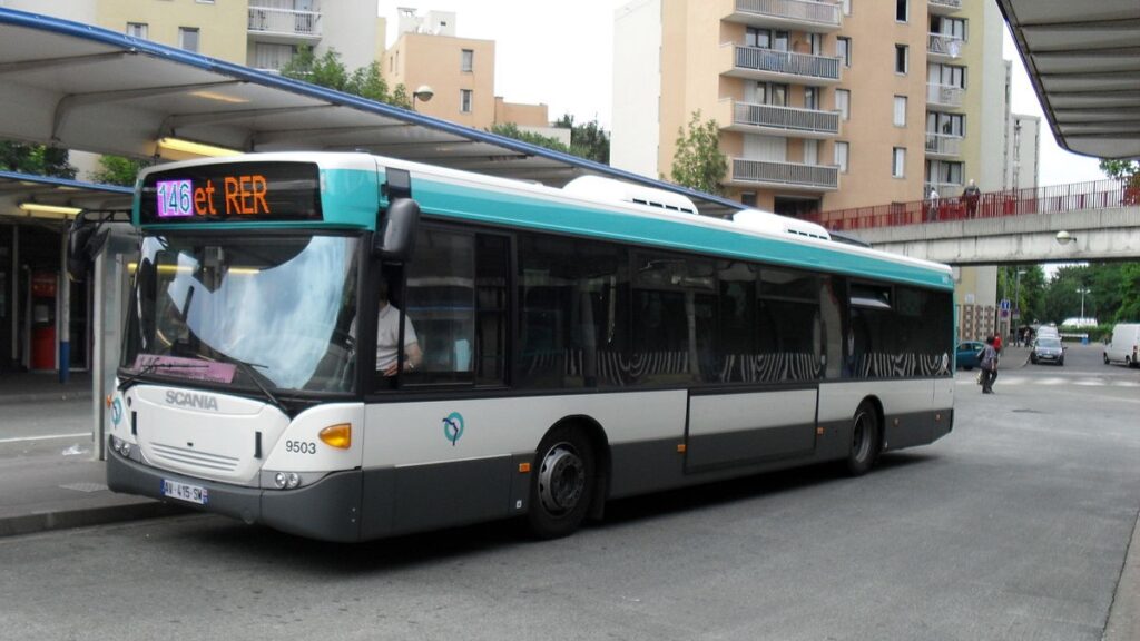 Bus 146 By Ratp