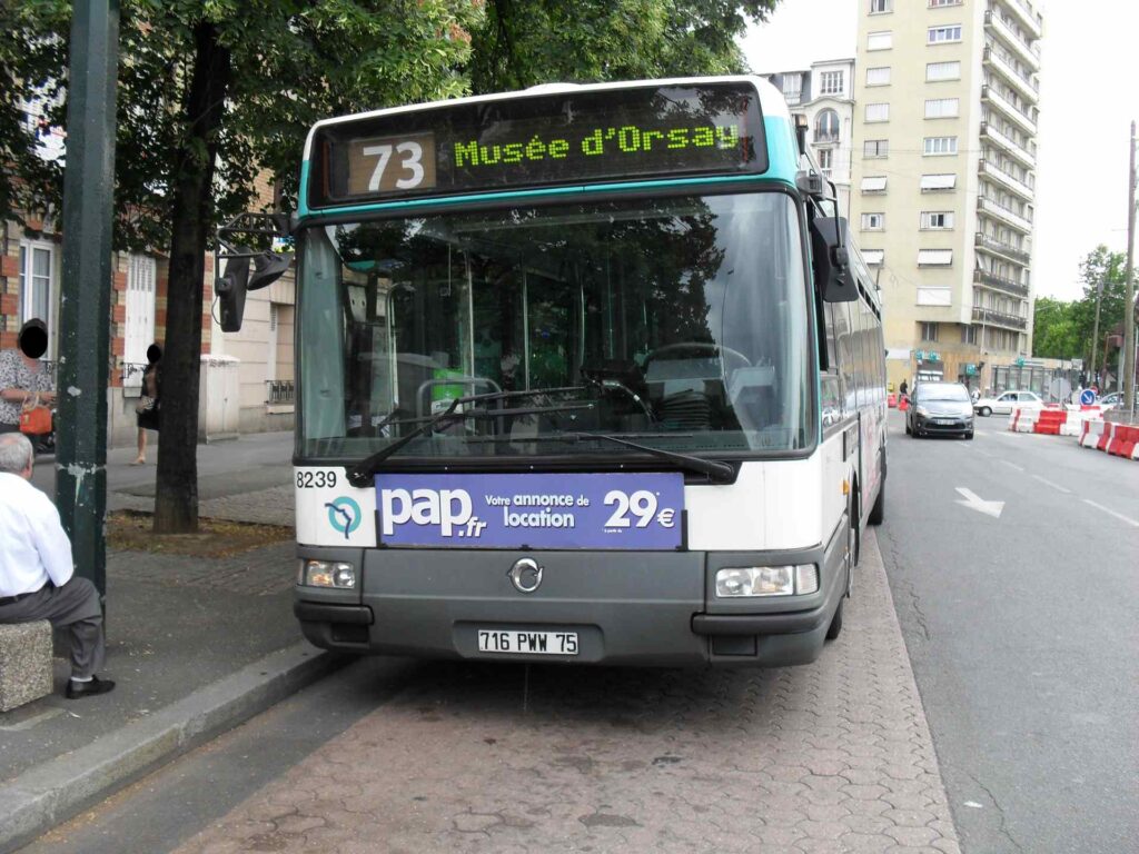Bus 73 By Ratp