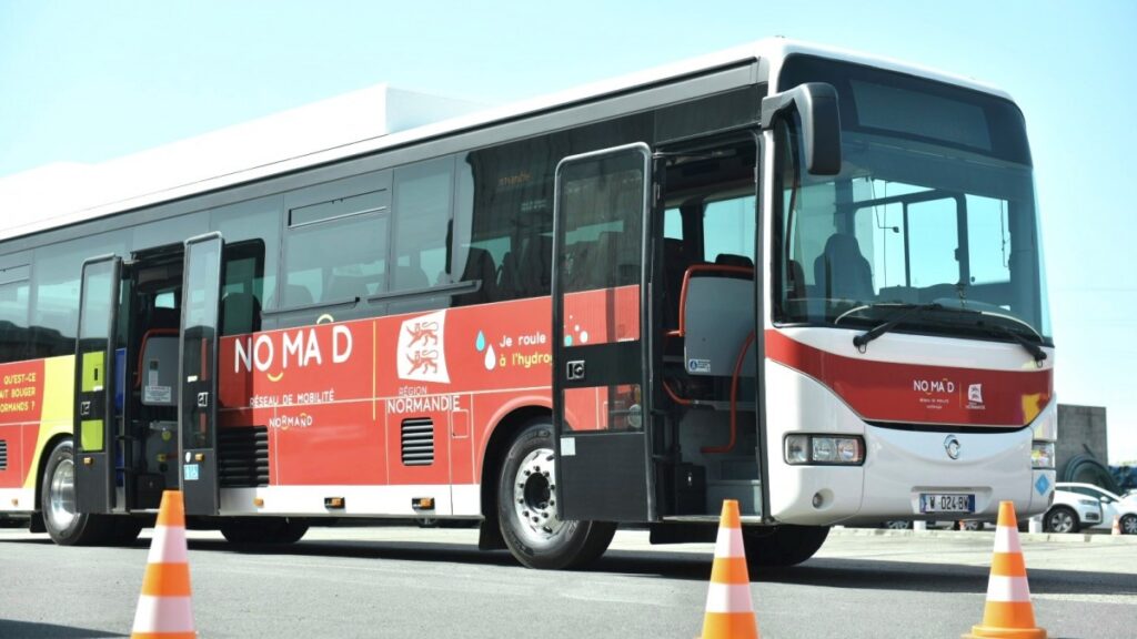 Bus 219 By Réseau Nomad Car