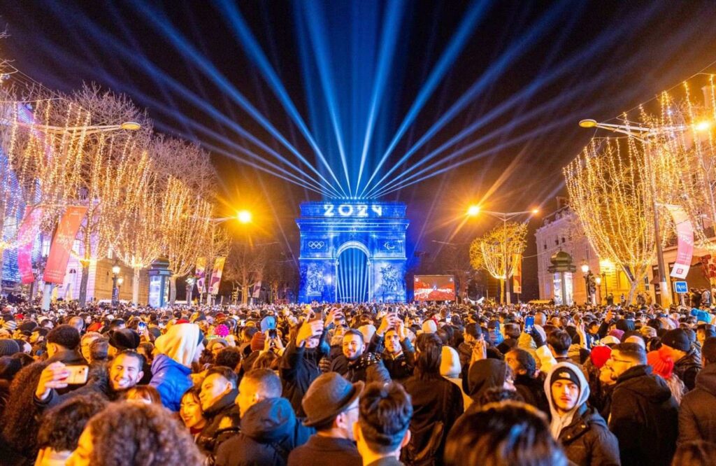 Champs Élysées New Year’s Eve Spectacle