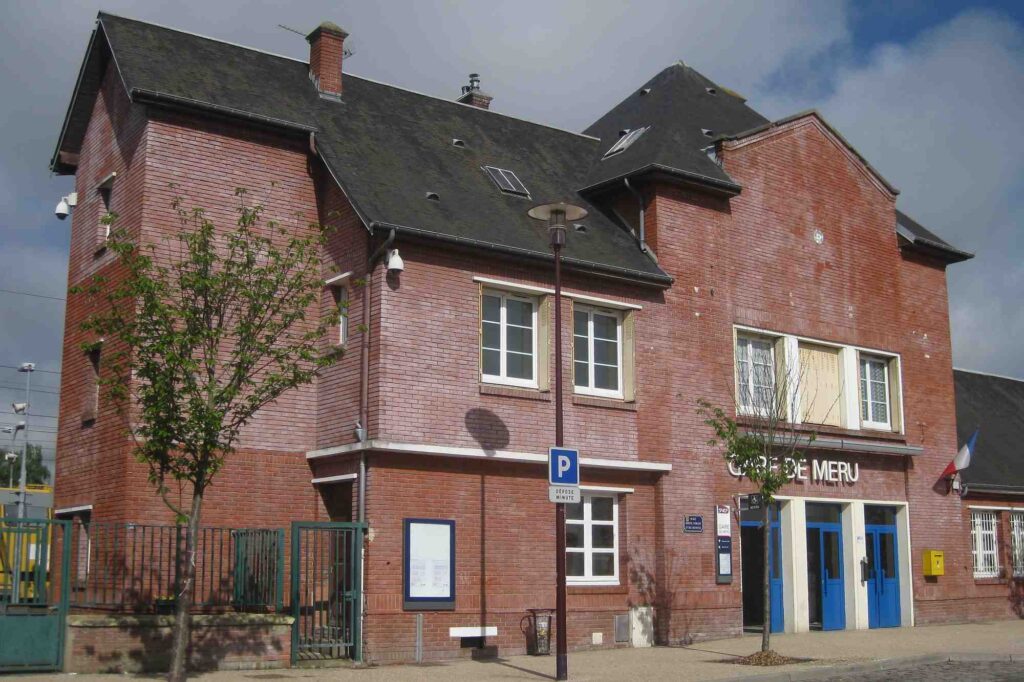 Gare De Méru