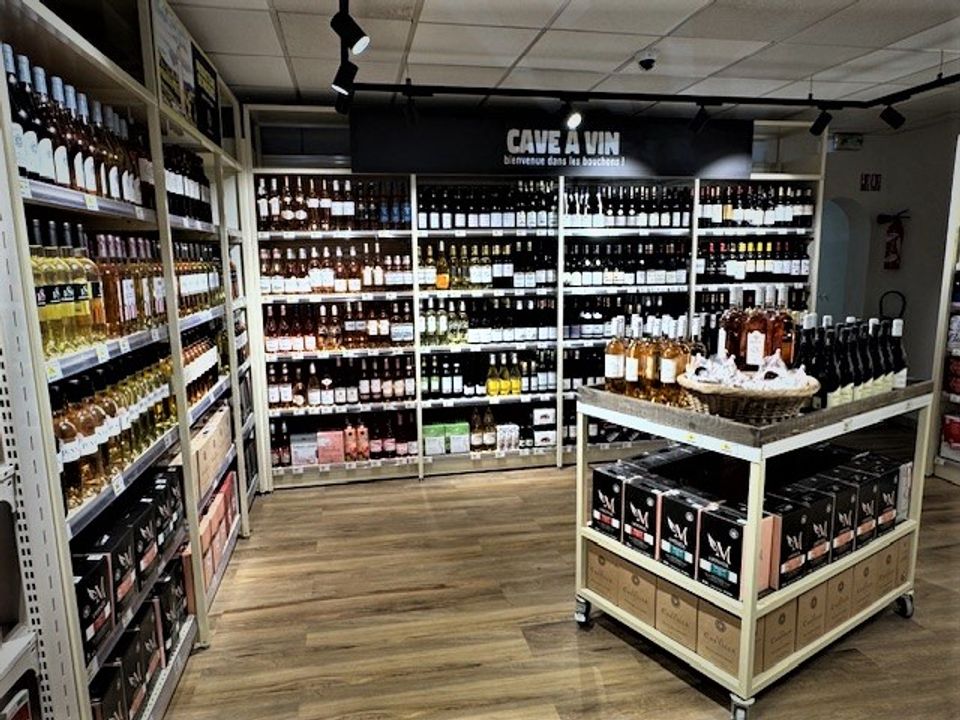 Cave A Vin Spar Sanary‑sur‑mer