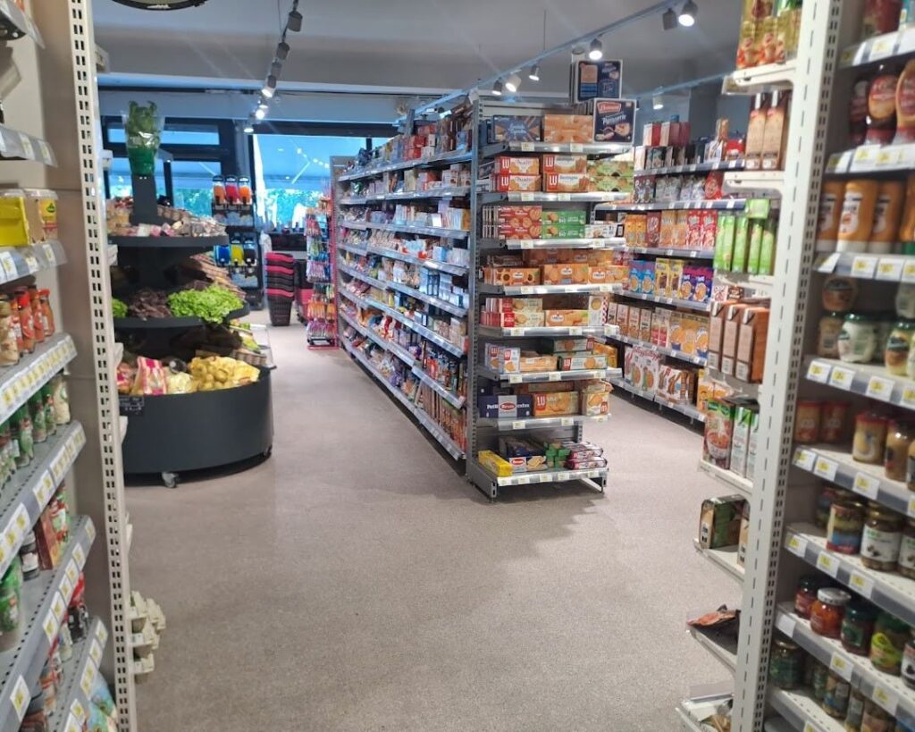 Vival Marseille – Centre‑ville Snacks