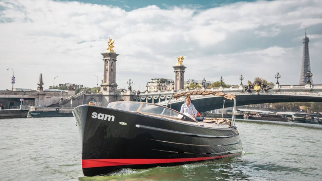 Weboat Croisière En Bateau Privé Sur La Seine à Paris