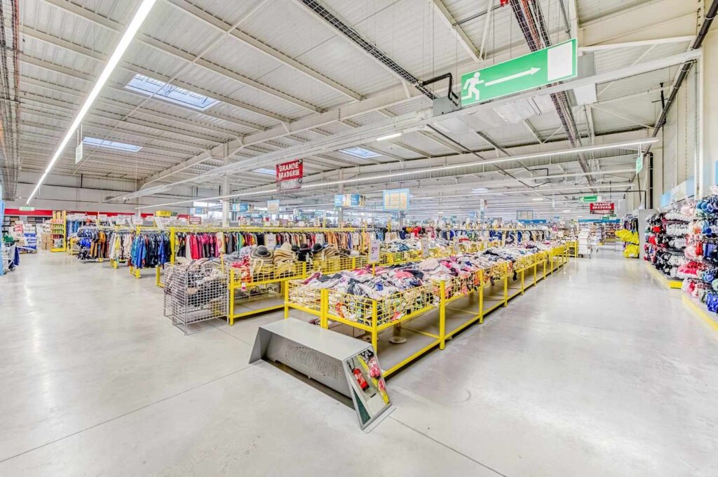 Stokomani Saint Maximin Vast Store