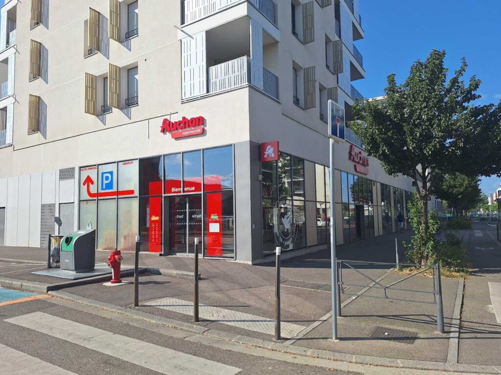 Auchan Supermarché Vaulx En Velin