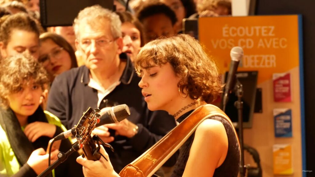 Fnac Paris Forum Des Halles Youtube