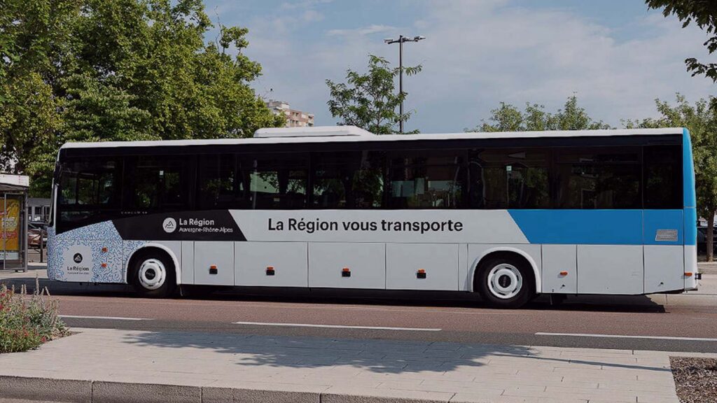 Bus A53 De Cars Région De L'ain