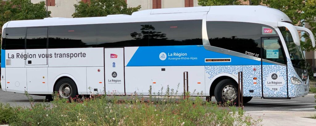 Bus X36 De Cars Région De L'ain