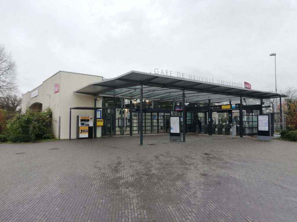 Gare De Neuville