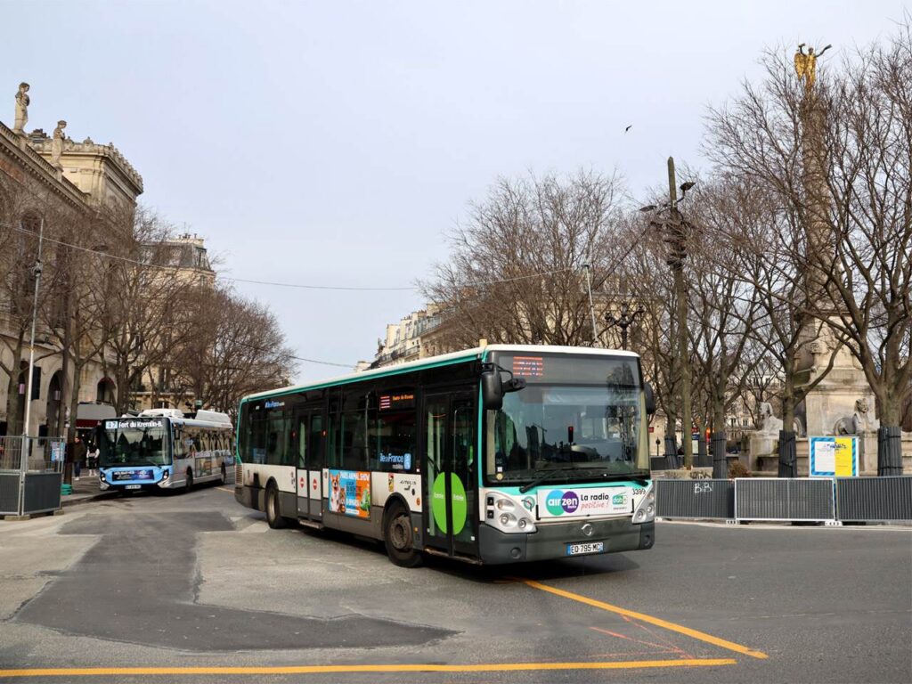 Bus 70 De Ratp