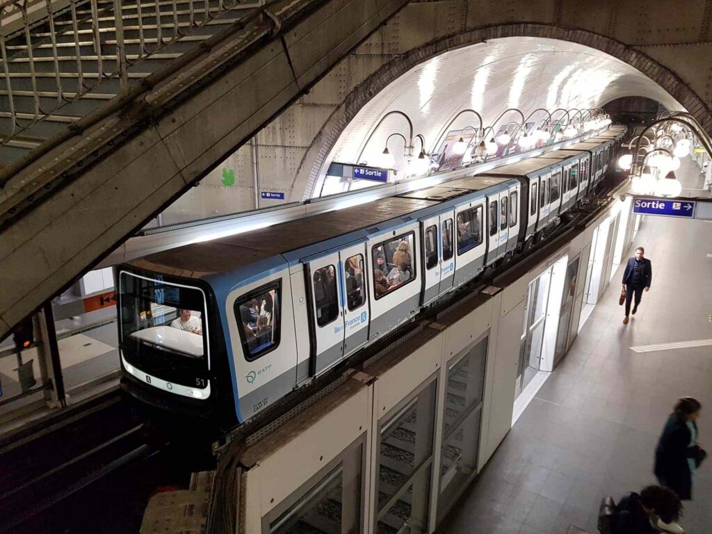 Métro Ligne 4 Par Ratp
