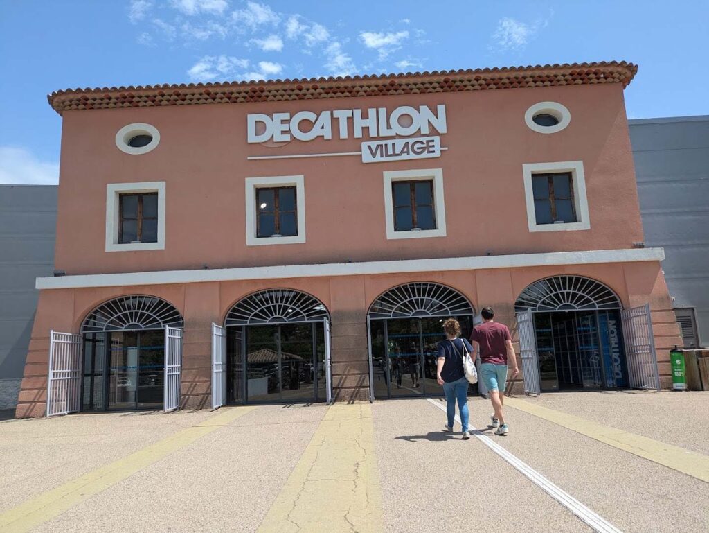 Decathlon Village Marseille Bouc Bel Air