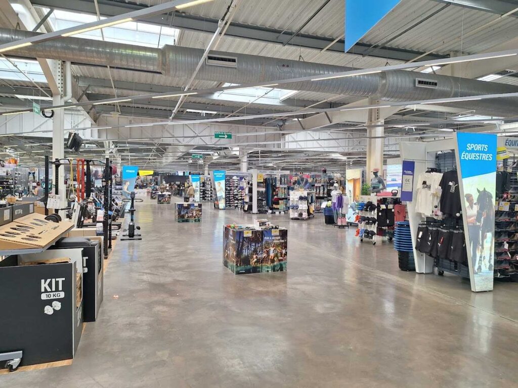 Le Vaste Magasin Decathlon Bordeaux Lac