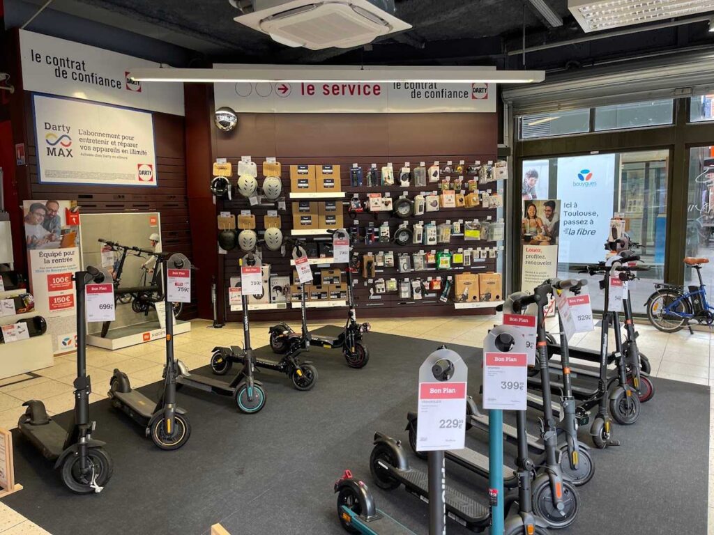 Vente De Scooters Chez Darty Toulouse Esquirol