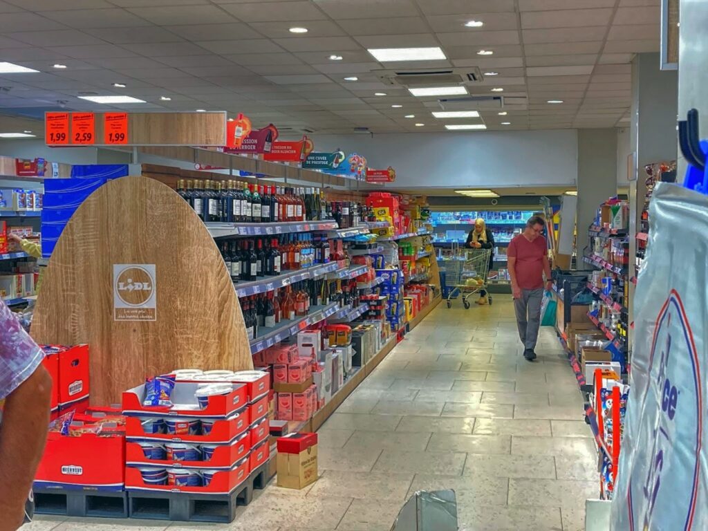 Inside Lidl 146 148 Av Des Chartreux 13004 Marseille France