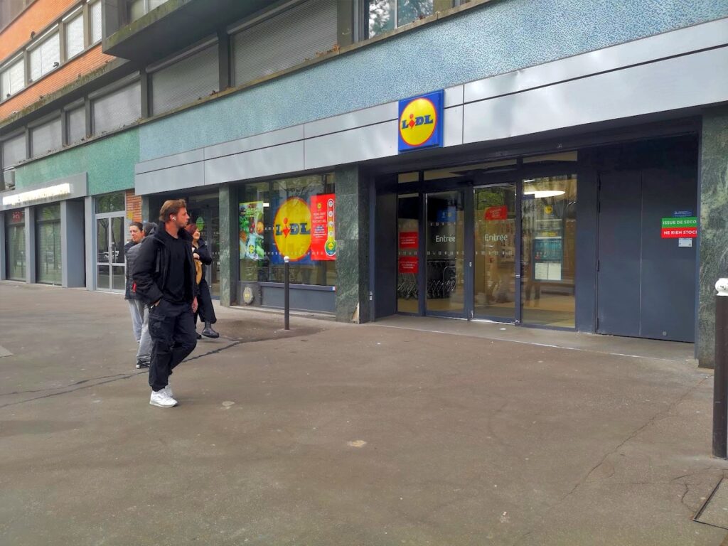 Lidl 210 212 Av Du Maine 75014 Paris France