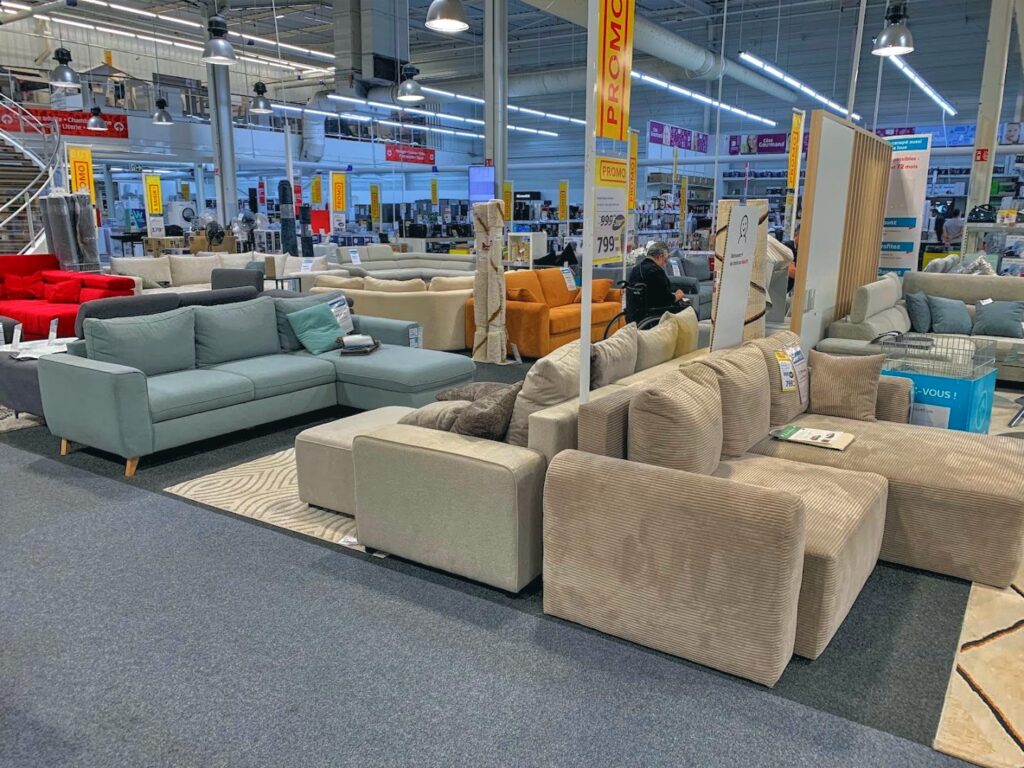 Intérieur But Herblay